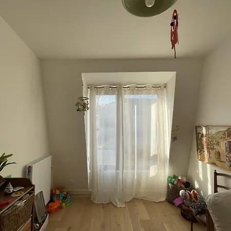 T4 With Balcony Near Paris * Pantin